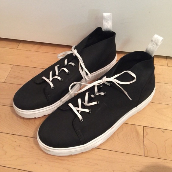 dr martens baynes black